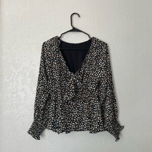 NWOT Floral blouse